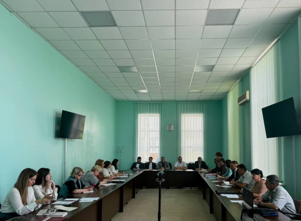 В администрации района состоялось очередное постоянно действующее совещание..