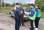 В г. Ртищево юные инспекторы движения вручили письма водителям от учеников начальной школы.