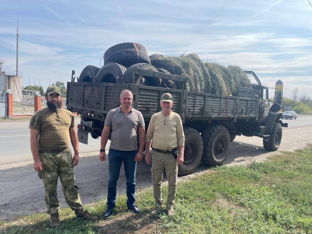 Очередной гуманитарный груз для военнослужащих, принимающих участие в специальной военной операции на Украине, отправился из Ртищевского района.