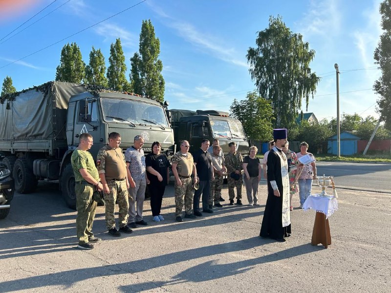 Очередной гуманитарный конвой отправился в зону специальной военной операции.