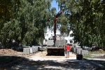 Член Общественной палаты Саратовской области Мураз Даврешян осмотрел ход работ по благоустройству сквера Центральный, а также ремонт тротуара на ул. Рябова. Член Общественной палаты Саратовской области Мураз Даврешян осмотрел ход работ по благоустройству сквера Центральный, а также ремонт тротуара на ул. Рябова.